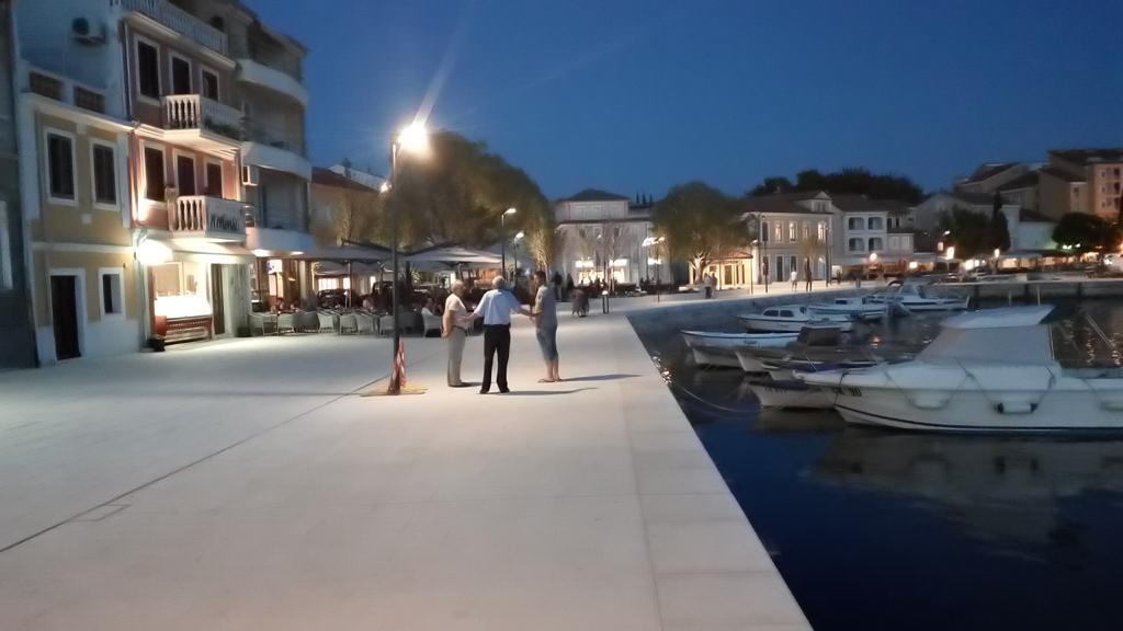 Apartments Cindric Selce Exterior foto